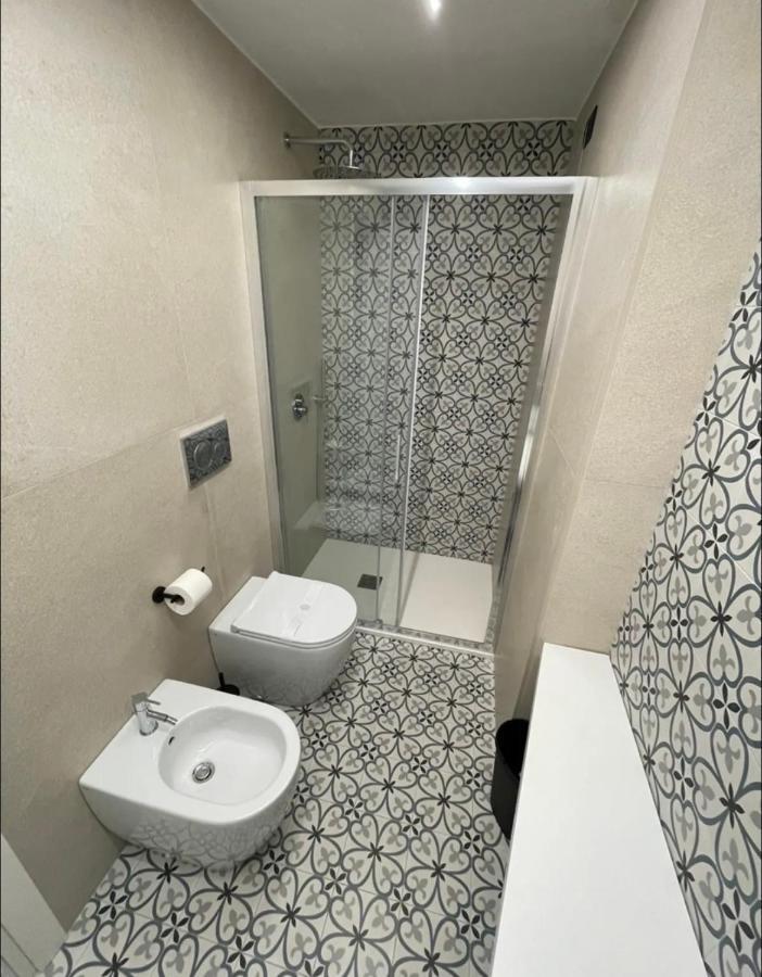 B&B Vittoria Napoli Ngoại thất bức ảnh