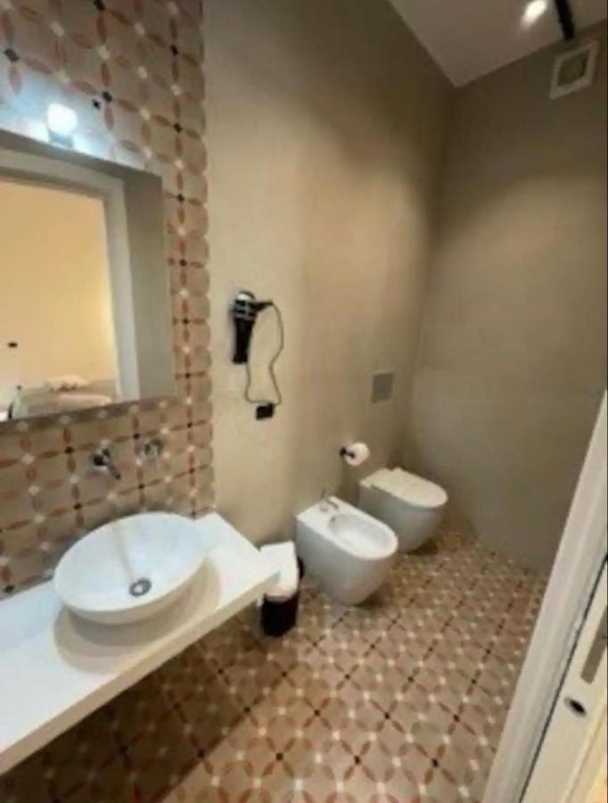 B&B Vittoria Napoli Ngoại thất bức ảnh