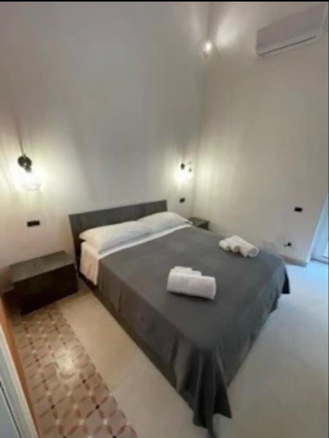 B&B Vittoria Napoli Ngoại thất bức ảnh